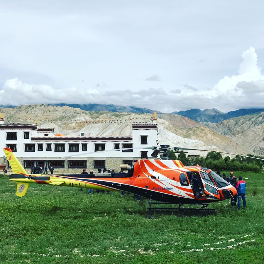 Royal Mustang Resort Nāmbo Eksteriør bilde